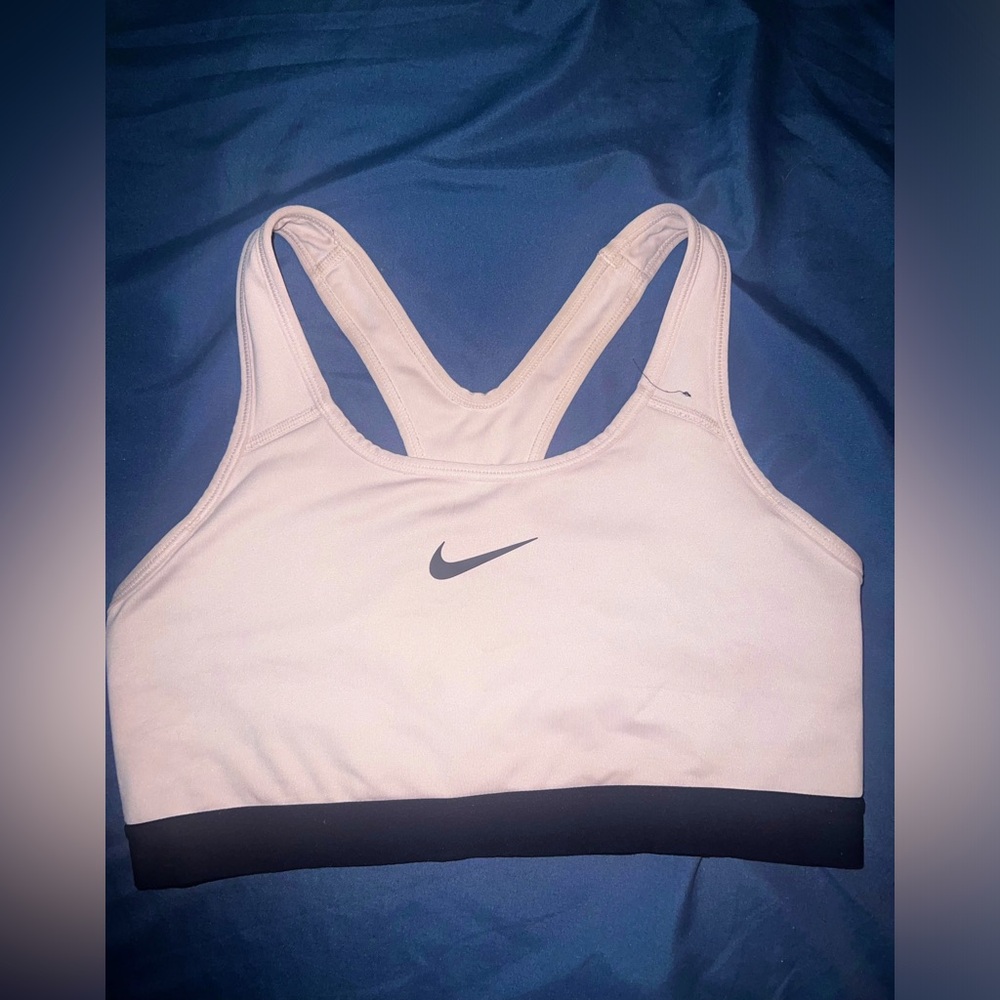 Light Pink Nike Sports Bra Size Large